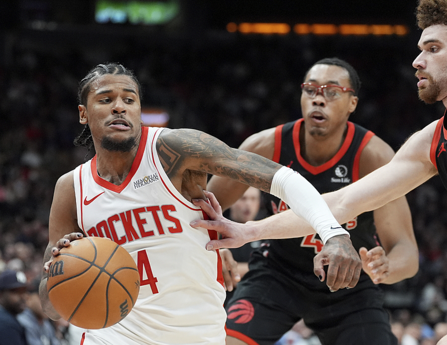 清晨突围战来临,多伦多猛龙围绕欧联队长鼓劲,管理层满意,赛季目标并未改变 清晨突围战来临,多伦多猛龙围绕欧联队长鼓劲,管理层满意,赛季目标并未改变